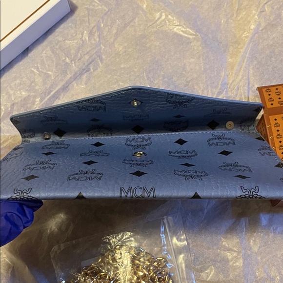 MCM Blue Clutch with Gold Chain/perfume mini - Picture 17 of 17